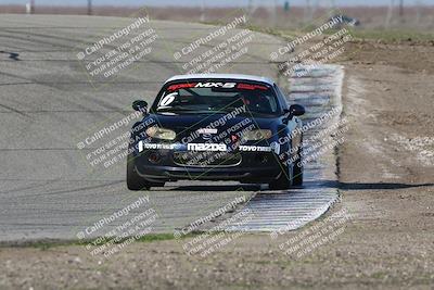 media/Feb-24-2024-CalClub SCCA (Sat) [[de4c0b3948]]/Group 1/Race (Outside Grapevine)/